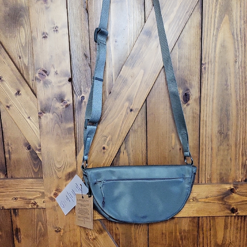 Stylish  Olive Green Crossbody Bag,vegan Leather